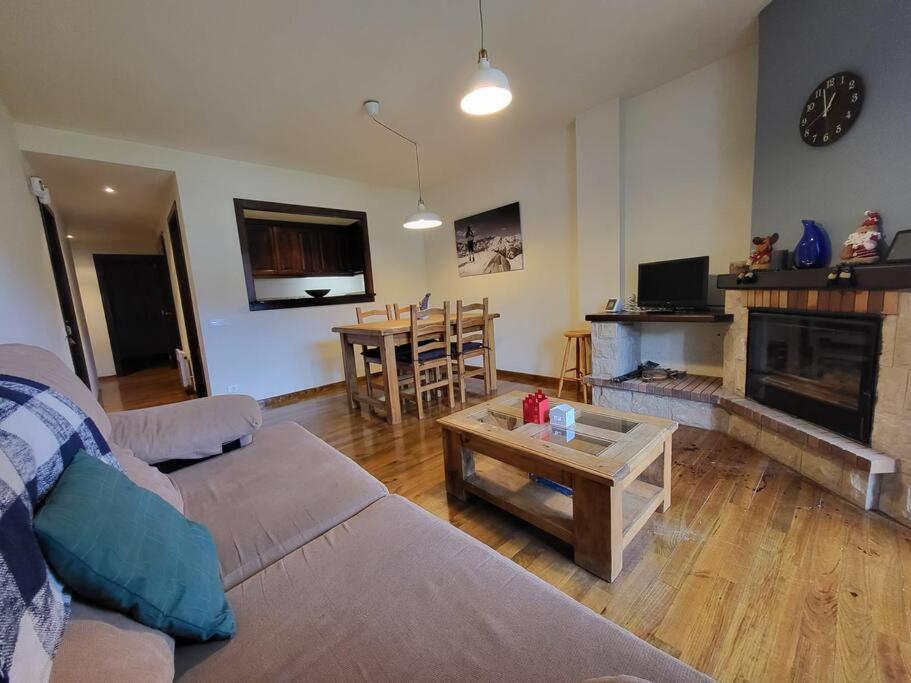 Apto A Pie De Pistas En La Molina Apartment La Molina (Girona)